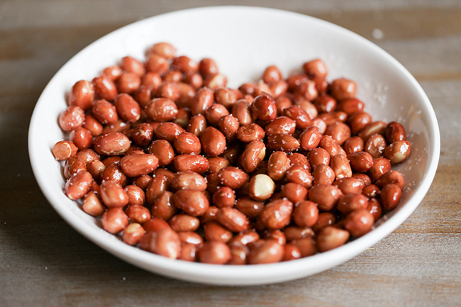 Chinese fried peanuts