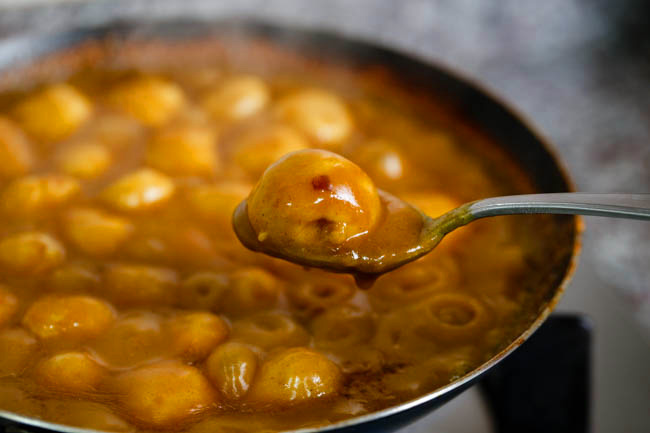 Curry Fish Balls| chinasichuanfood.com