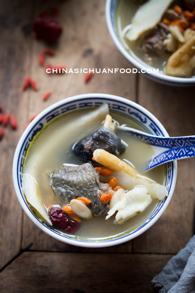 herbal chicken soup| chinasicihuanfood.com