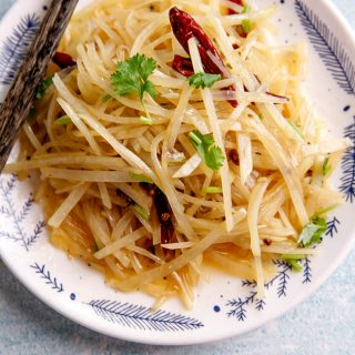 hot and sour shredded potatoes|chinasichuanfood.com