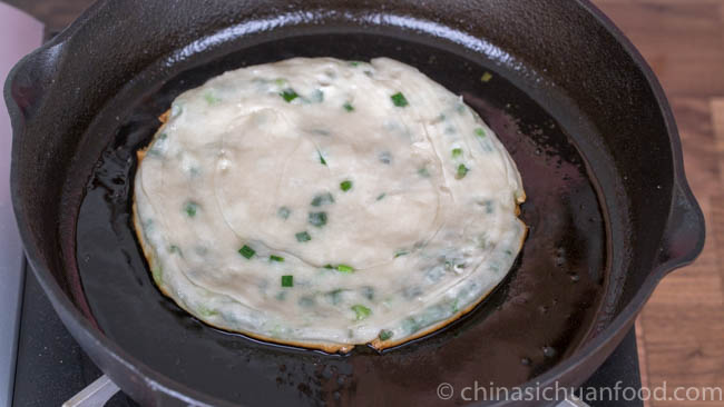 Scallion pancake | chinasichuanfood.com